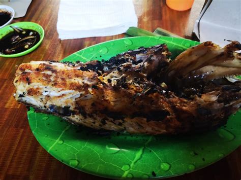 In indonesia, ikan bakar might be consumed any day throughout the year. 10 Tempat Makan Ikan Bakar Di Melaka 2020 (WAJIB SERANG ...