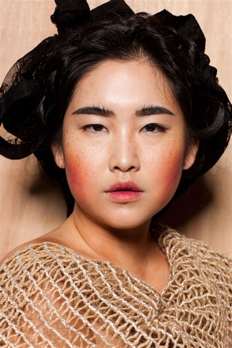 Plus Size Korean Model Vivian Kim Model Face Hair
