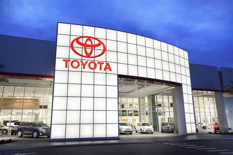 Toyota Honda Q3 Profits Drop Due To Chip Shortage The Detroit Bureau
