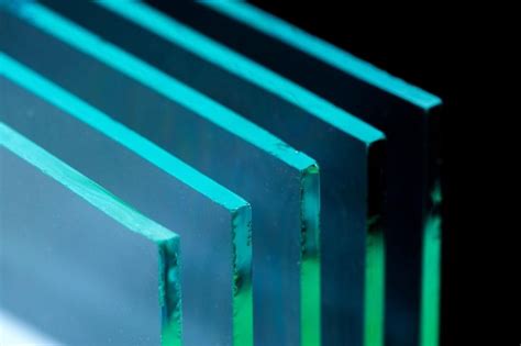 Difference Between Acrylic Plexiglass Vs Polycarbonate Lexan Glass Decoholic