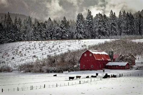 Pin By Beverly Summitt On Winter Old Barns Big Red Barn Country Scenes