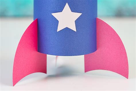 Decorative 4th Of July Paper Rockets With The Cricut Hey Lets Make
