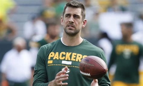Aaron Rodgers Age Career Stats Net Worth Girlfriend Married Salary