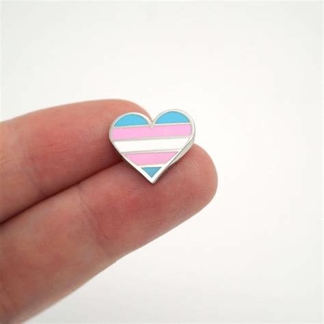 Trans Pin Flag Tiny Heart Enamel Compoco