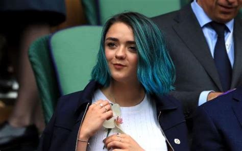 Game Of Thrones Star Maisie Williams Sports Striking New Blue Hair At