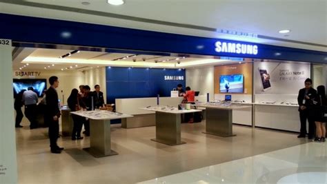 Online store for smartphones, tablet pcs, gaming, audio, cameras, & watches. Samsung Stores in Hong Kong - SHOPSinHK