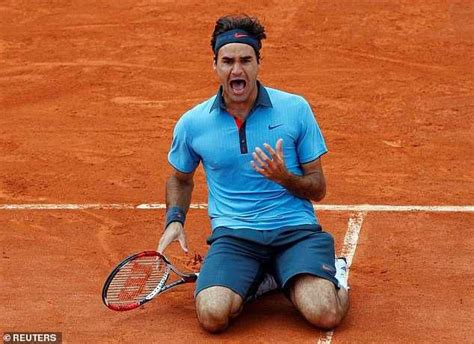 Voici une drôle de vidéo qui. Tennis Star Roger Federer Ruled Out Until 2021 After Knee Surgery - MySportDab
