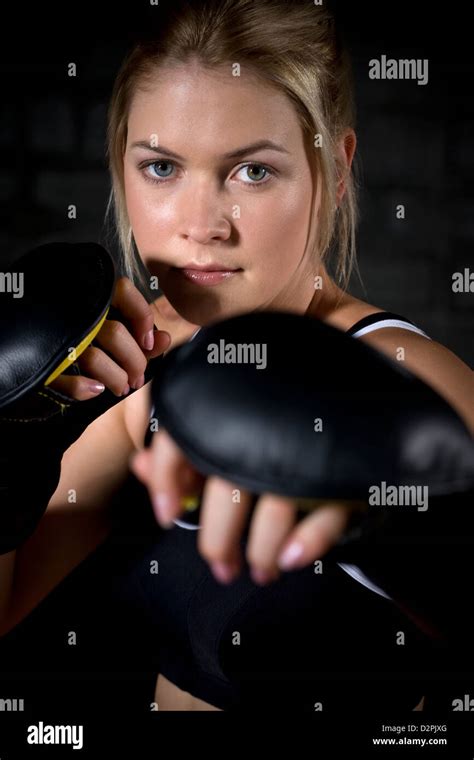 Young Girls Boxing Gymnasium Hi Res Stock Photography And Images Alamy