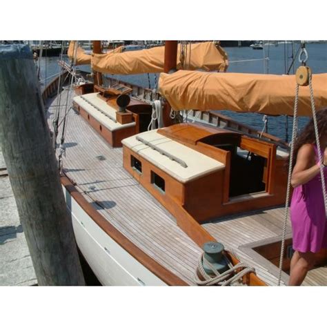 Image Result For Schooner Wooden Boat Deck Wooden Boats Schooner Deck