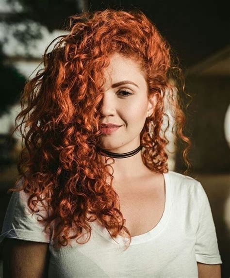 Pin By Maiara Salm On Cabelin Beautiful Curly Hair Redhead Hair Color Red Curly Hair