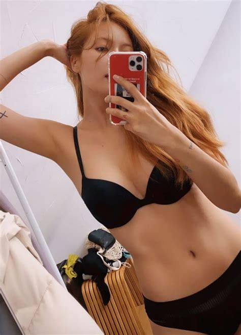 hyuna amazes netizens with her healthy looking bod in nothing but lingerie koreaboo