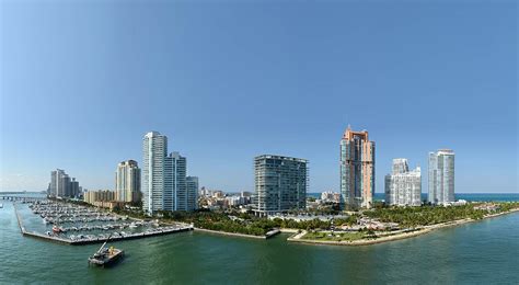 Continuum In South Beach Continuum South Beach