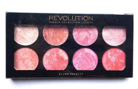 Makeup Revolution Blush Palette Blush Queen Review Swatches