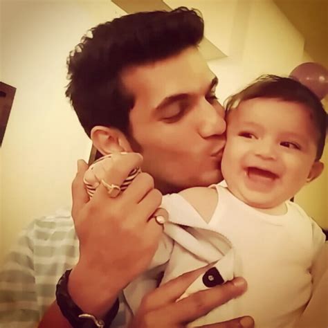 Here Is How Daddy Arjun Bijlani Bonds With His Son Ayaan Photo Feature