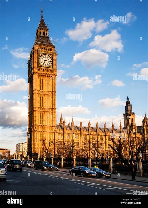 Big Ben Clock Tower Elizabeth Tower Et Le Palais De Westminster
