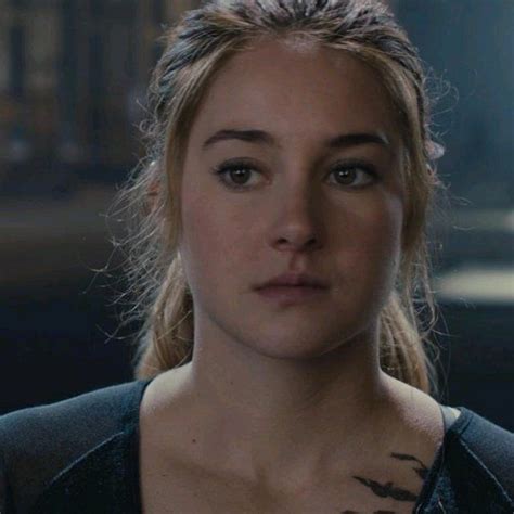 588 Best Tris Prior The Divergent Series Images On Pinterest Tris