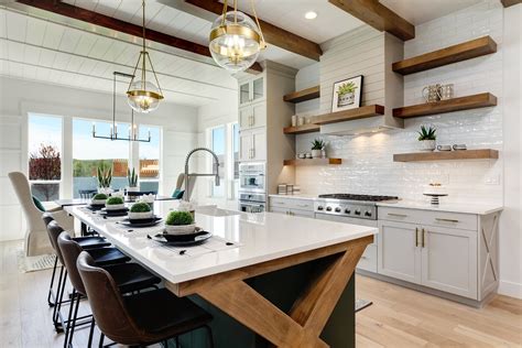 Modern Farmhouse 2019 Dry Creek Parade Farmhouse Kitchen Boise