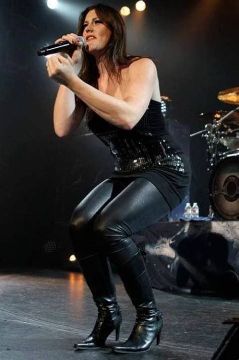 Das verhältnis zwischen nightwish und ihren. Nightwish- @ The City National grove of Anaheim 10-20-2013 ...