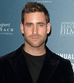 Oliver Jackson-Cohen Age, Net Worth, Girlfriend, Family and Biography ...