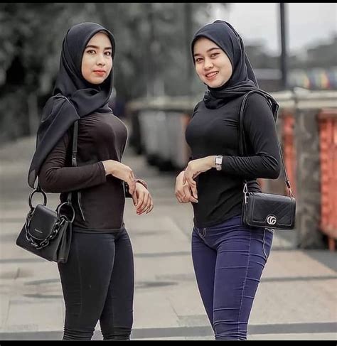 Mas Wahyu On Twitter Hijab Boob Https T Co Fwviwsqkg Twitter