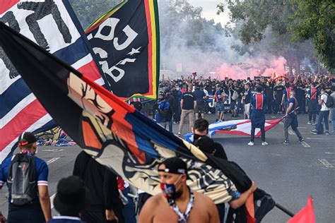 המקלדת הרשמית של מועדון הכדורגל פריס סן ז'רמן מאפשרת לכם ליהנות מהמאפיינים הייחודיים הבאים: פריז סן ז'רמן: 148 אוהדים נעצרו אחרי ההפסד בגמר ליגת ...