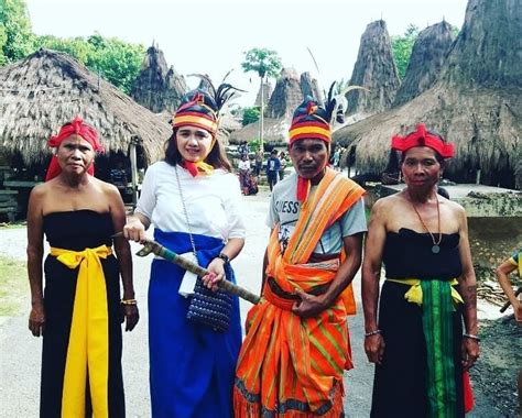 Indahnya Wisata Budaya Kampung Adat Praijing Di Sumba