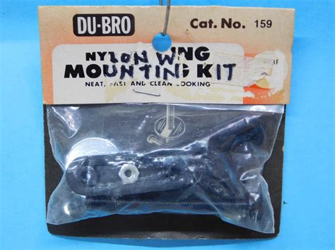 Du Bro Nylon Wing Mounting Kit 1 Pair Dub159