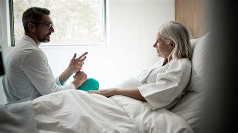 Arzt Patienten Kommunikation So Gelingen Gute Gespräche Ärztestellen