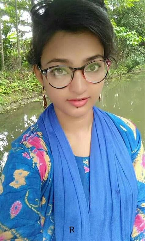 Pin By Rafik Sheikh On Beautiful Cute Beauty Beauty Full Girl Desi Girl Selfie