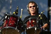 How Mickey Hart Commemorates Jerry Garcia's Death - extension 13