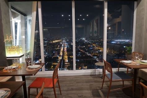São Paulo Ganha Primeiro Restaurante Giratório Com Vista Para A Cidade
