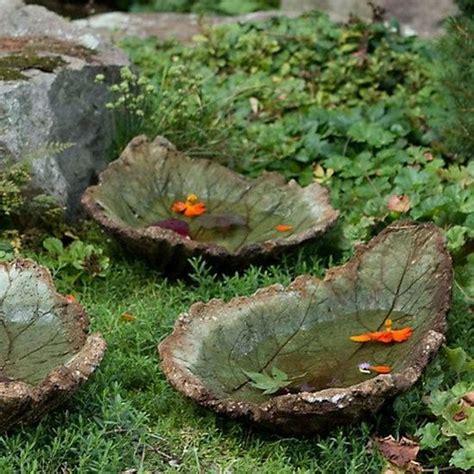 How to Make a Concrete Leaf-Shaped Bird Bath - The garden!