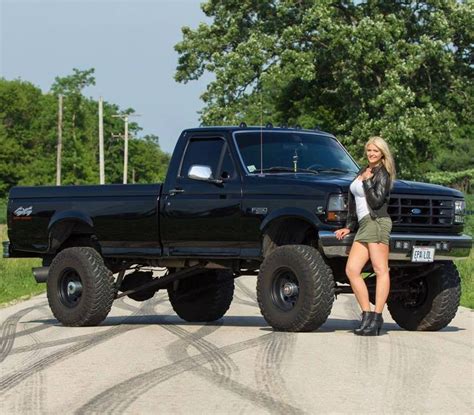 These Girls Love Diesel Trucks Every Guy Must See With Images Diesel Trucks Ford Diesel