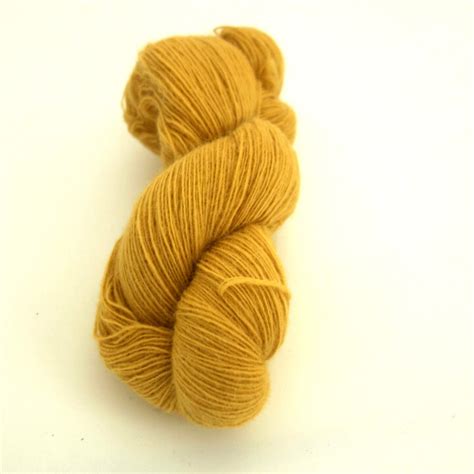 High Quality 312nm 100 Wool Yarn Wilton Wool Yarn For Carpet Rug