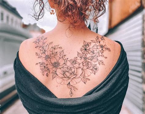share 81 back tattoos for women flowers latest in eteachers