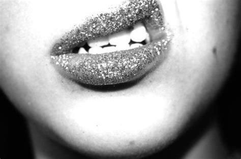 Black Amp White Black And White Glitter Lips Teeth 73586