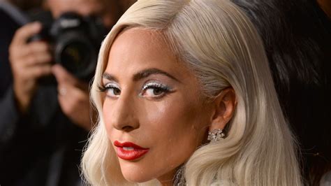 How Lady Gaga Gives Herself A Diy Face Lift