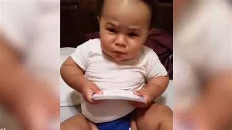 Incredible Video Shows 19 Month Old Baby Reading For His Mother World