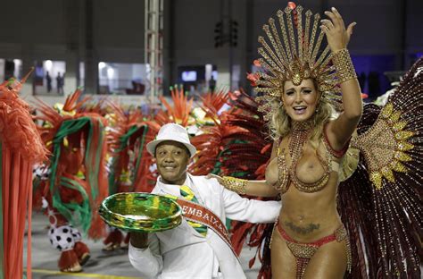 Il Carnevale In Brasile Giornalettismo