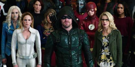 Screen Captures From The Dc Tv Crossover Crisis On Earth X Trailer