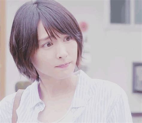 Discover and share the best gifs on tenor. 짤방 판 - 아라가키 유이