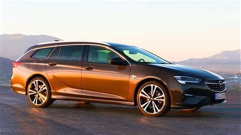 2020 vauxhall insignia sports tourer facelift spied for the first time according to the latest gossip the insignia will switch to psa sourced engines. 2021 New Opel Insignia Sports Tourer Full Review - YouTube