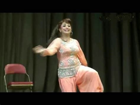 Bismillah Karan Nida Chaudhary Dance ~ Latest Punjabi Mujra New Stage Dance Hot Desi Mujra