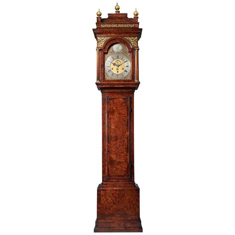 18th Century Antique Walnut Longcase Clock By Daniel Delander Of London