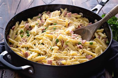 One Pot Ham And Penne Skillet Recipe Julies Eats And Treats