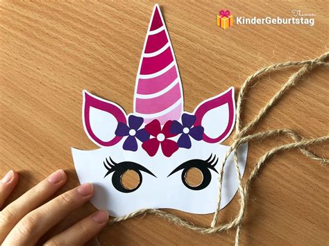 Einhorn kindermasken zum selbst basteln. Printable Einladungskarten zum Einhorn-Geburtstag (mit Bildern) | Basteln, Kindergeburtstag ...