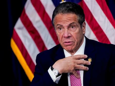 Etats Unis Le Gouverneur De New York Accusé De Harcèlement Sexuel