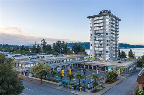 1760 Marine Dr West Vancouver Bc V7v 1j3 Loopnet