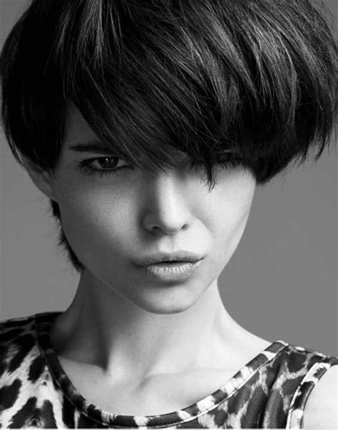 Best Short Hairstyles 2021 How To Style Short Hair Stylezco