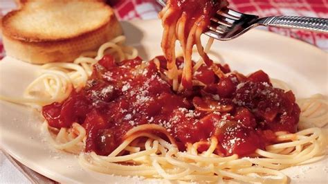 Cook on low heat setting 8 to 10 hours. Slow-Cooker Vegetable Spaghetti Sauce recipe from Betty ...